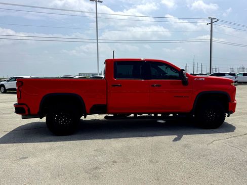 Used 2021 Chevrolet Silverado 2500 LTZ w/ LTZ Plus Package AWD/4WD image 6