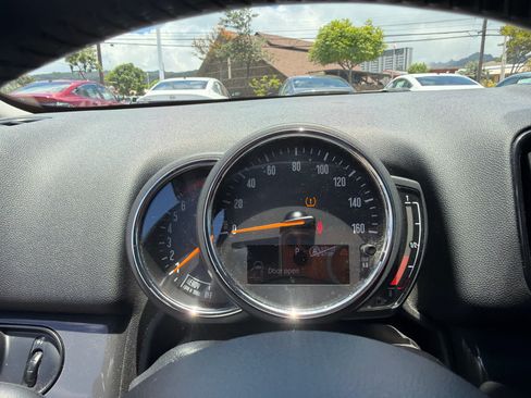 Used 2020 MINI Cooper Countryman FWD image 6