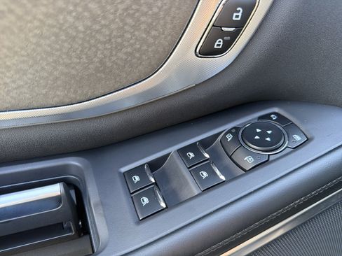 Used 2025 Ford Expedition Tremor AWD/4WD image 32