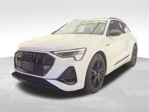 Used 2023 Audi e-tron Chronos w/ Chronos Package image 2