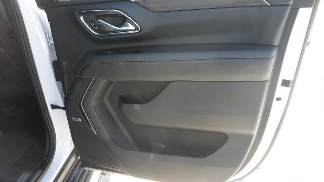Used 2024 Chevrolet Suburban LT AWD/4WD image 15