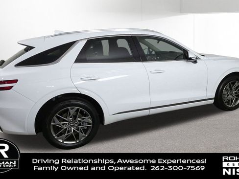 Used 2025 Genesis GV70 2.5T image 9