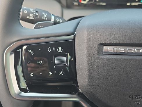 New 2026 Land Rover Discovery Sport Landmark AWD/4WD image 17