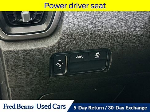 Used 2021 Kia Sorento S image 13