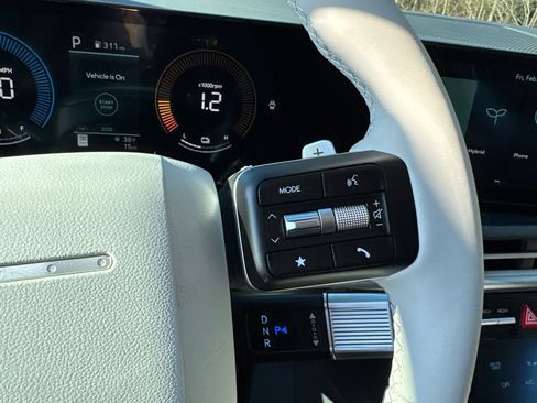New 2026 Hyundai Santa Fe SE FWD image 17