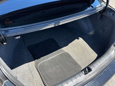 Used 2016 Honda Accord Touring image 12