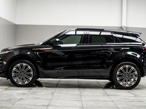 Used 2024 Land Rover Range Rover Evoque Dynamic SE AWD/4WD image 10