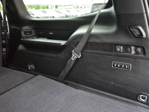 Used 2022 Jeep Wagoneer Series III w/ Flexible Seating Group AWD/4WD image 34