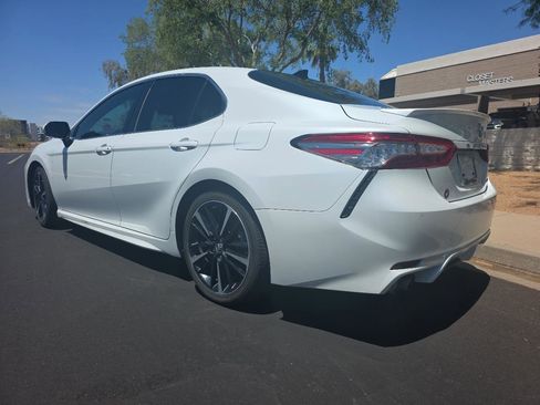 Used 2019 Toyota Camry XSE FWD image 3