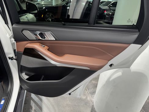New 2026 BMW X5 xDrive40i AWD/4WD image 10
