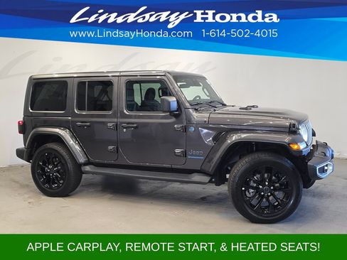 Used 2025 Jeep Wrangler Unlimited Sahara AWD/4WD image 3