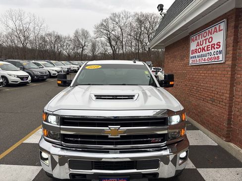 Used 2019 Chevrolet Silverado 2500 LT image 7