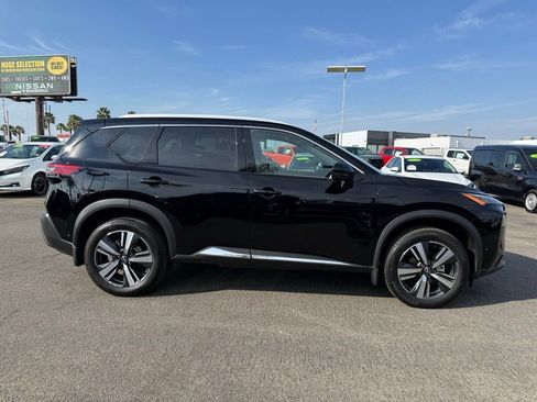 Certified 2023 Nissan Rogue SL w/ SL Premium Package image 7