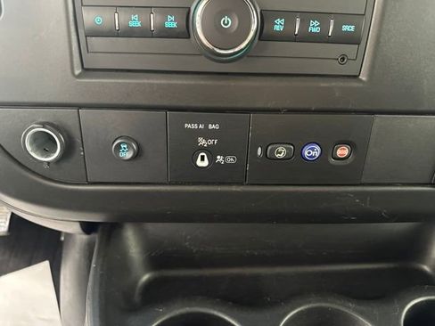 Used 2024 Chevrolet Express 2500 w/ Driver Convenience Package image 23