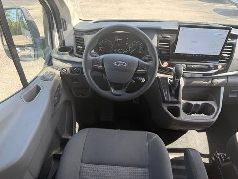 Used 2024 Ford Transit 350 XLT RWD image 26