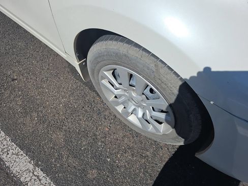 Used 2015 Nissan Altima 2.5 S w/ Power Driver Seat Package FWD image 6