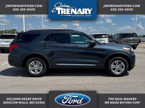 Used 2024 Ford Explorer XLT w/ Class IV Trailer Tow Package AWD/4WD image 1