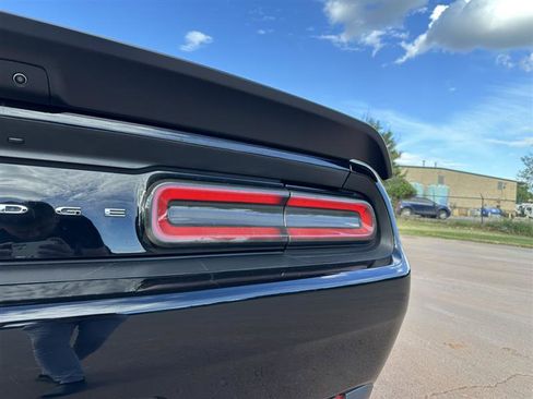 Used 2021 Dodge Challenger SRT Hellcat w/ Plus Package image 42
