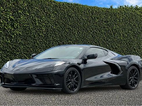 Used 2025 Chevrolet Corvette Stingray Preferred Cpe w/ Stealth Interior Trim Package RWD image 9