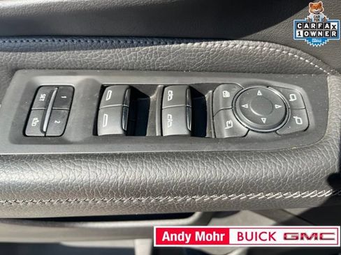 Used 2022 GMC Yukon XL Denali AWD/4WD image 25