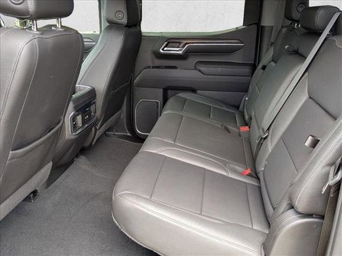 Used 2022 GMC Sierra 1500 SLT w/ SLT Convenience Package image 19