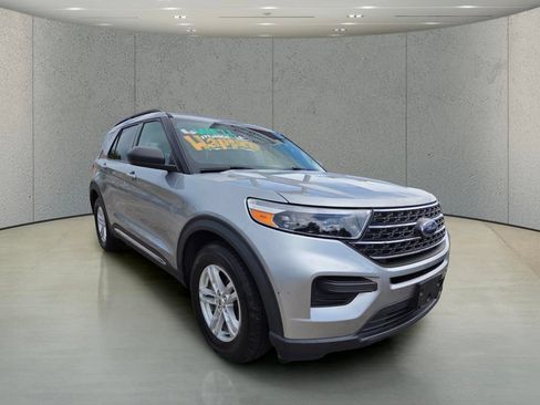 Used 2021 Ford Explorer XLT RWD image 7