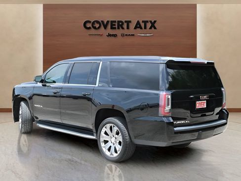 Used 2019 GMC Yukon XL SLT w/ Open Road Package AWD/4WD image 3