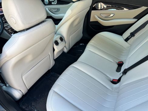Used 2019 Mercedes-Benz E 300 image 12