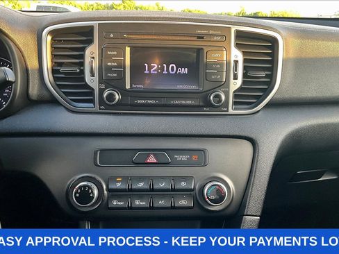 Used 2018 Kia Sportage LX FWD image 18
