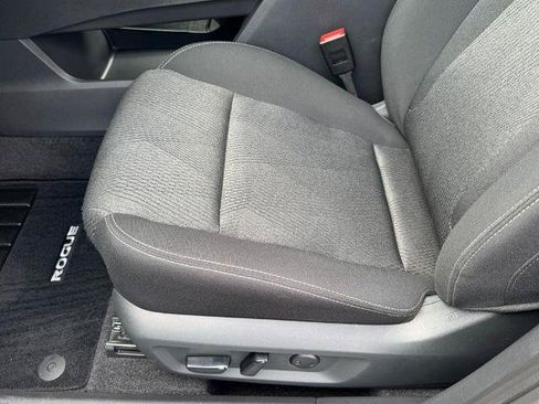 Certified 2026 Nissan Rogue SV FWD image 14