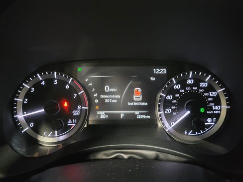 Used 2023 Toyota Highlander XLE AWD/4WD image 24
