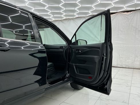 Used 2019 Honda Ridgeline RTL-T image 17