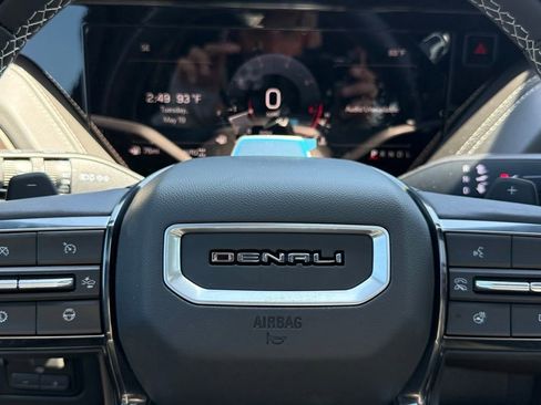 New 2026 GMC Yukon XL Denali Ultimate w/ LPO, Illumination Package AWD/4WD image 25