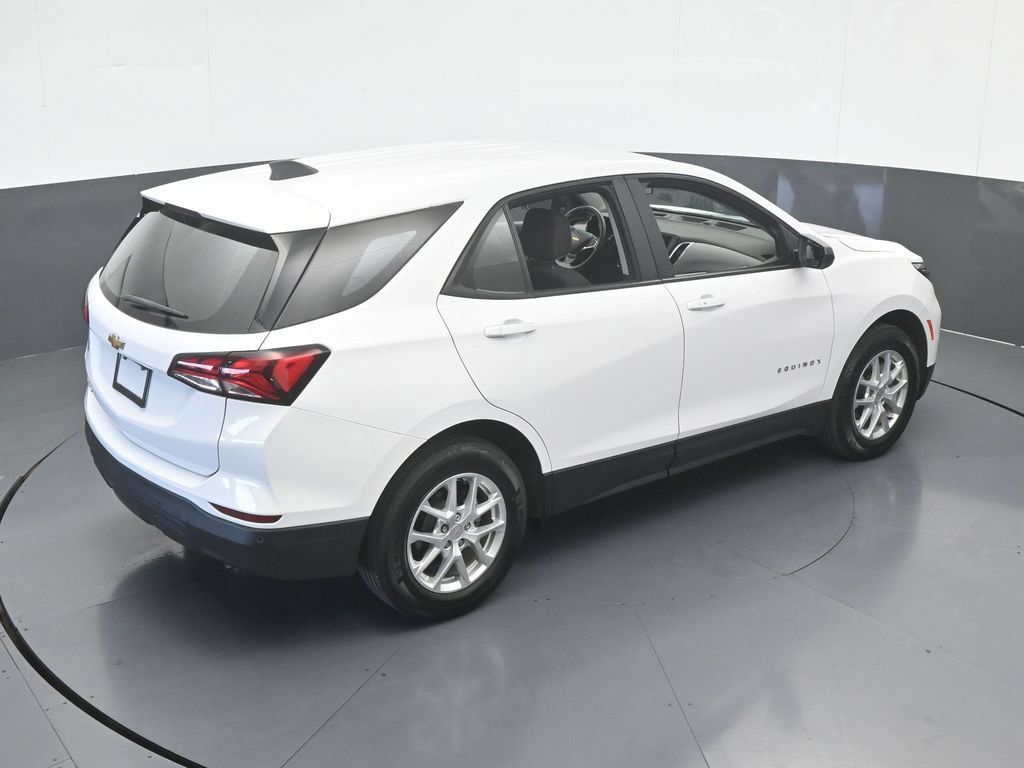 Used 2024 Chevrolet Equinox LS w/ Driver Confidence II Package FWD image 45