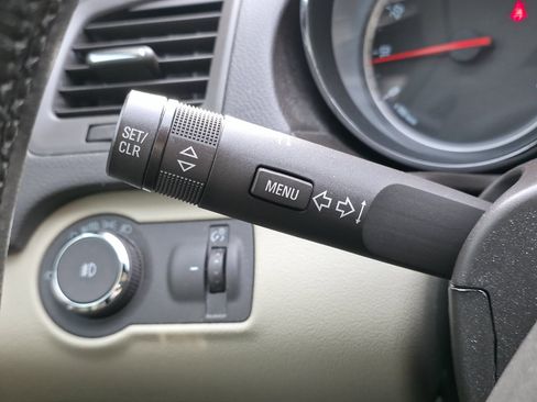 Used 2012 Buick Regal Premium image 30