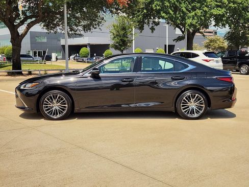 Used 2024 Lexus ES 350 w/ Premium Package FWD image 4