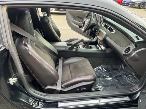 Used 2013 Chevrolet Camaro ZL1 RWD image 31