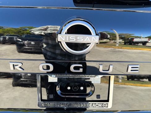 New 2026 Nissan Rogue SV w/ Cold Weather Package FWD image 10