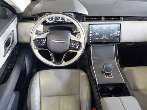 Used 2025 Land Rover Range Rover Velar Dynamic SE image 12
