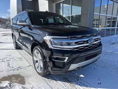 Certified 2023 Ford Expedition Max Platinum image 10