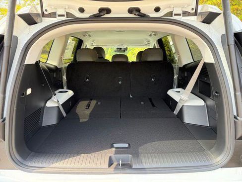 New 2026 Hyundai Ioniq 9 SEL image 28