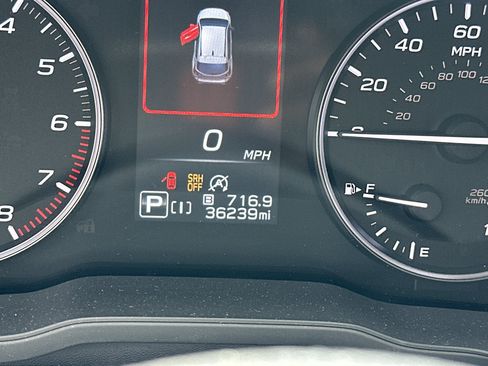 Used 2025 Subaru Crosstrek 2.5i Premium AWD/4WD image 26