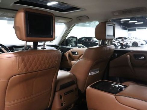 Used 2019 INFINITI QX80 Luxe w/ 22" Wheel Package image 16