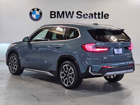 Used 2025 BMW X1 xDrive28i w/ Technology Package image 4
