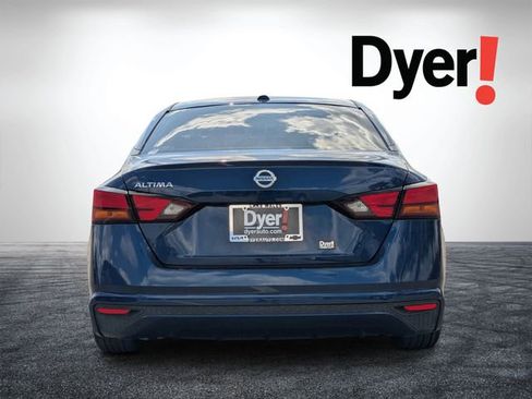Used 2019 Nissan Altima 2.5 S FWD image 4