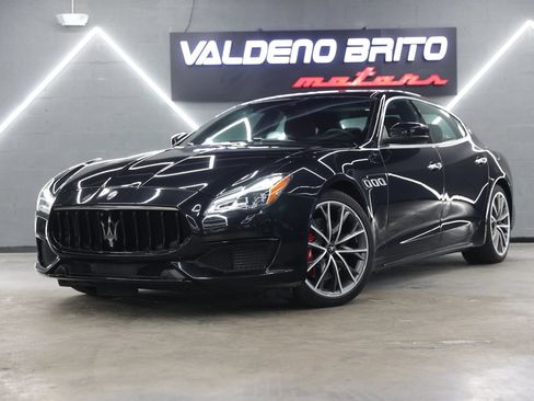 Used 2021 Maserati Quattroporte S RWD image 1
