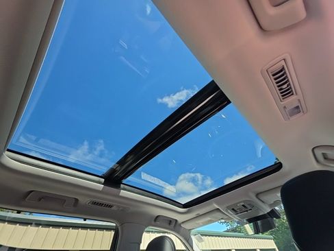 Certified 2020 Toyota Highlander Platinum AWD/4WD image 22