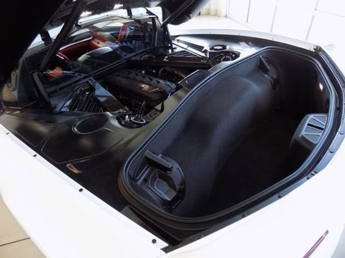 Used 2021 Chevrolet Corvette Stingray Premium Cpe w/ Z51 Performance Package RWD image 43
