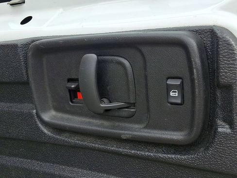 Certified 2022 Chevrolet Express 2500 w/ Driver Convenience Package RWD image 29