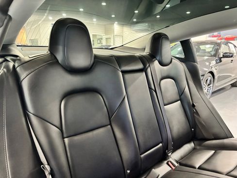 Used 2018 Tesla Model 3 Long Range image 18